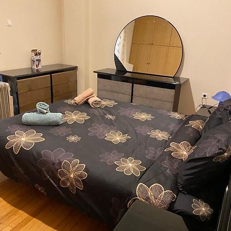 Kalamaki Apartments Атина Екстериор снимка